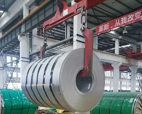 Taśma ze stali nierdzewnej walcowanej na zimno TP304 z wykończeniem powierzchni 2B, standard ASTM